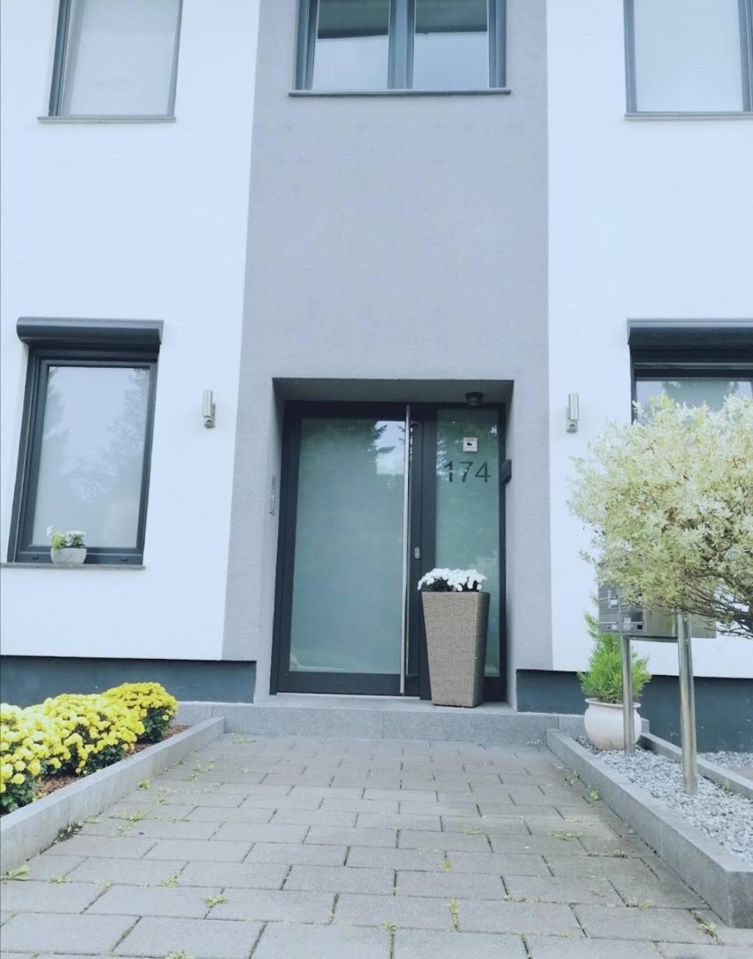 Sleep Well Apartments Detmold - Tempur Beds- Neu - Top Lage - Free Parking - Wifi Luaran gambar