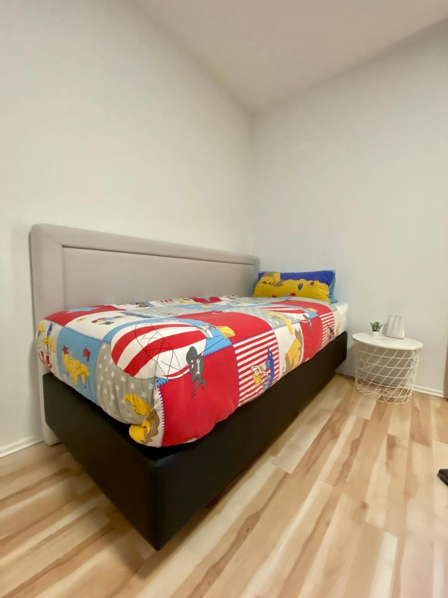Sleep Well Apartments Detmold - Tempur Beds- Neu - Top Lage - Free Parking - Wifi Luaran gambar